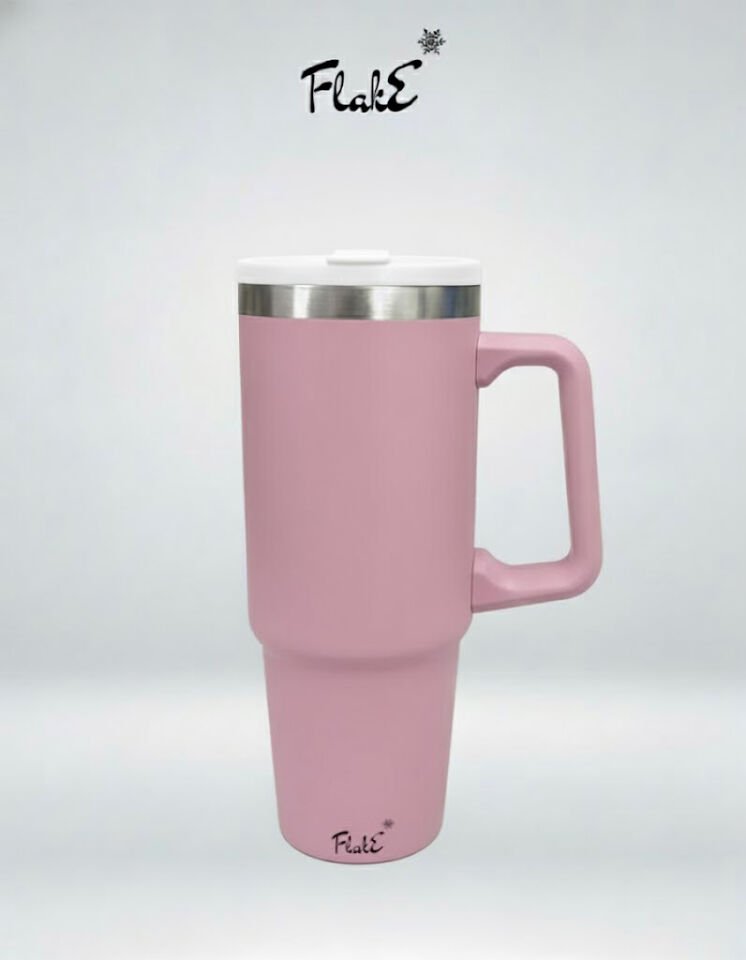 Flake Yüksek Kaliteli Paslanmaz Çelik Kendinden  Pipetli Yandan Tutmalı Kulplu Termos 30 Oz 0,9 LT   kamp, ofis, spor ve seyahat için uygun Paslanmaz çelik gövdesi Pembe