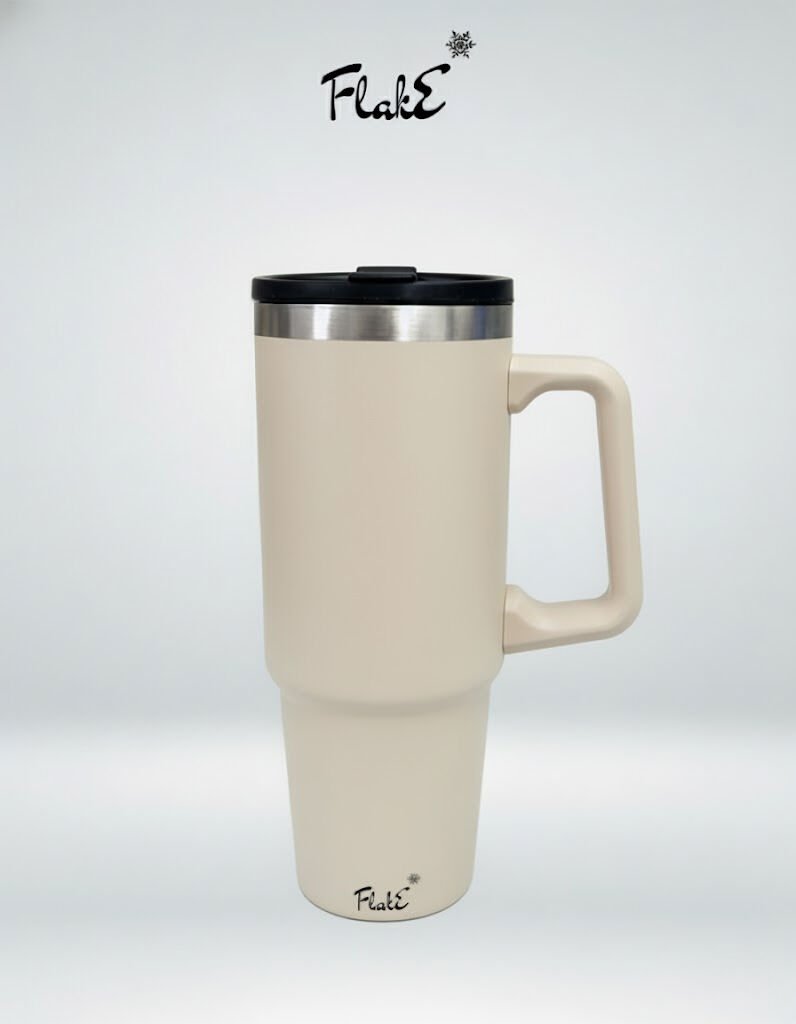Flake Yüksek Kaliteli Paslanmaz Çelik Kendinden  Pipetli Yandan Tutmalı Kulplu Termos 30 Oz 0,9 LT   kamp, ofis, spor ve seyahat için uygun Paslanmaz çelik gövdesi Bej