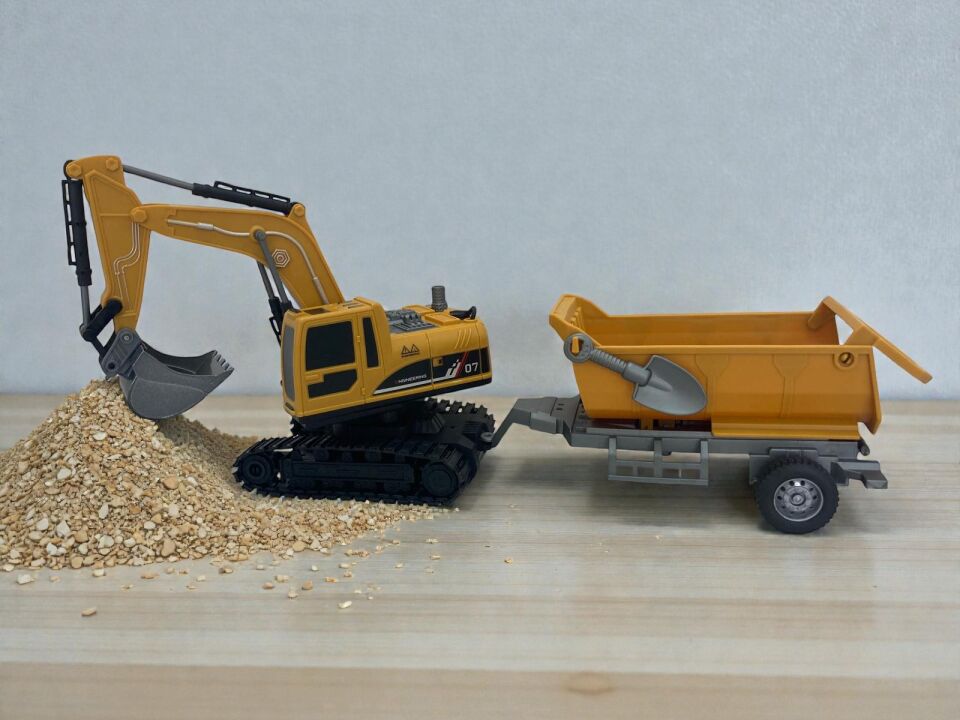 1:22 Flake Uzaktan Kumandalı Su Buharı Atan Oyuncak İş Makinası 360° Rotasyon Ekskavatör Premium Model Metal Hareketli Metal Alaşımlı Kepçe Oyuncak